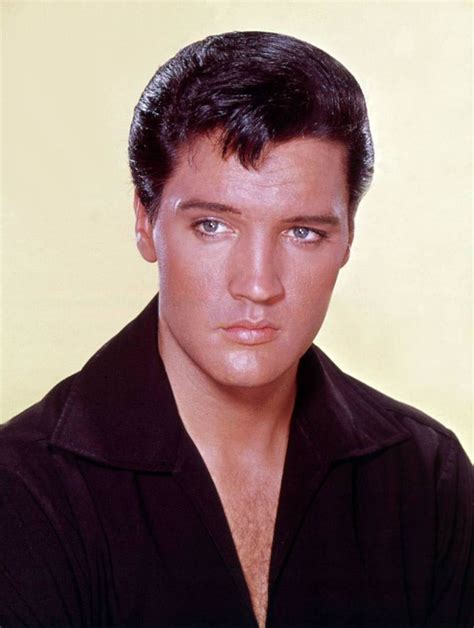 Elvis Presley: Biography, Musician, Actor